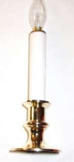 You are bidding on one battery candle lamp that requires 2 AA 