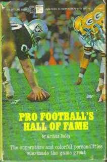 Pro Footballs Hall Of Fame by Arthur Daley 1968 Hardcover  