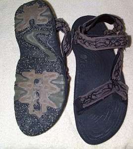 TEVA Tevas men sz 11 pre owned classic sport sandals  