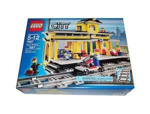 Lego City Train Station 7997  
