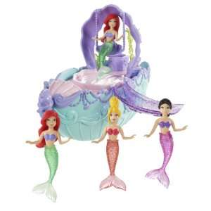 Disney Princess Ariel Fountain and Bubble Boat Playset with Princess 