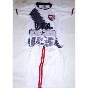  KIDS USA SOCCER SET JERSEY AND SHORTS AVAILABLE IN SIZES 