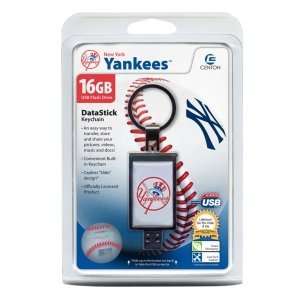  Centon DataStick Keychain MLB New York Yankees 16 GB USB 2 