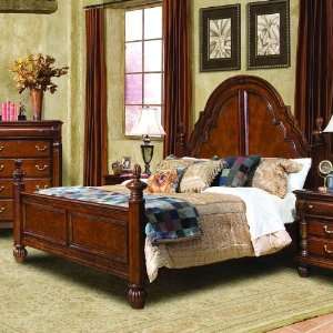   Royal Manor Poster Bed (Queen) 645 29H 29F 29R