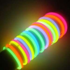  Glow Bracelets   Assorted Colors, 100 Pack Toys & Games