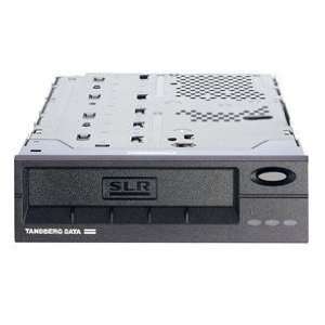  Tandberg 6786 70/140GB QIC SCSI Internal Tape Drive 